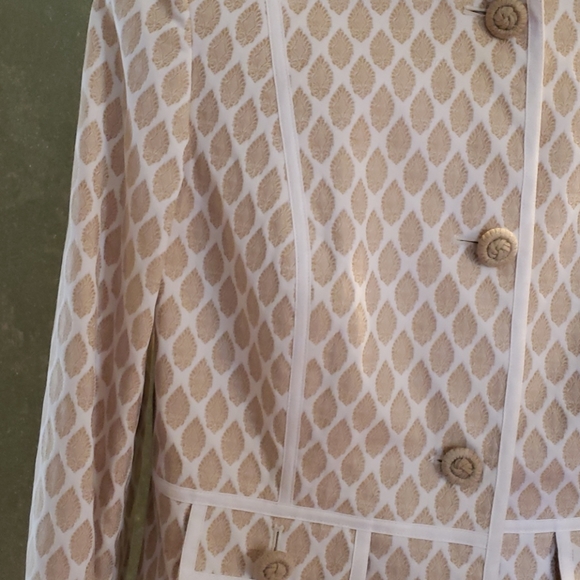 Jacket - Picture 4 of 5